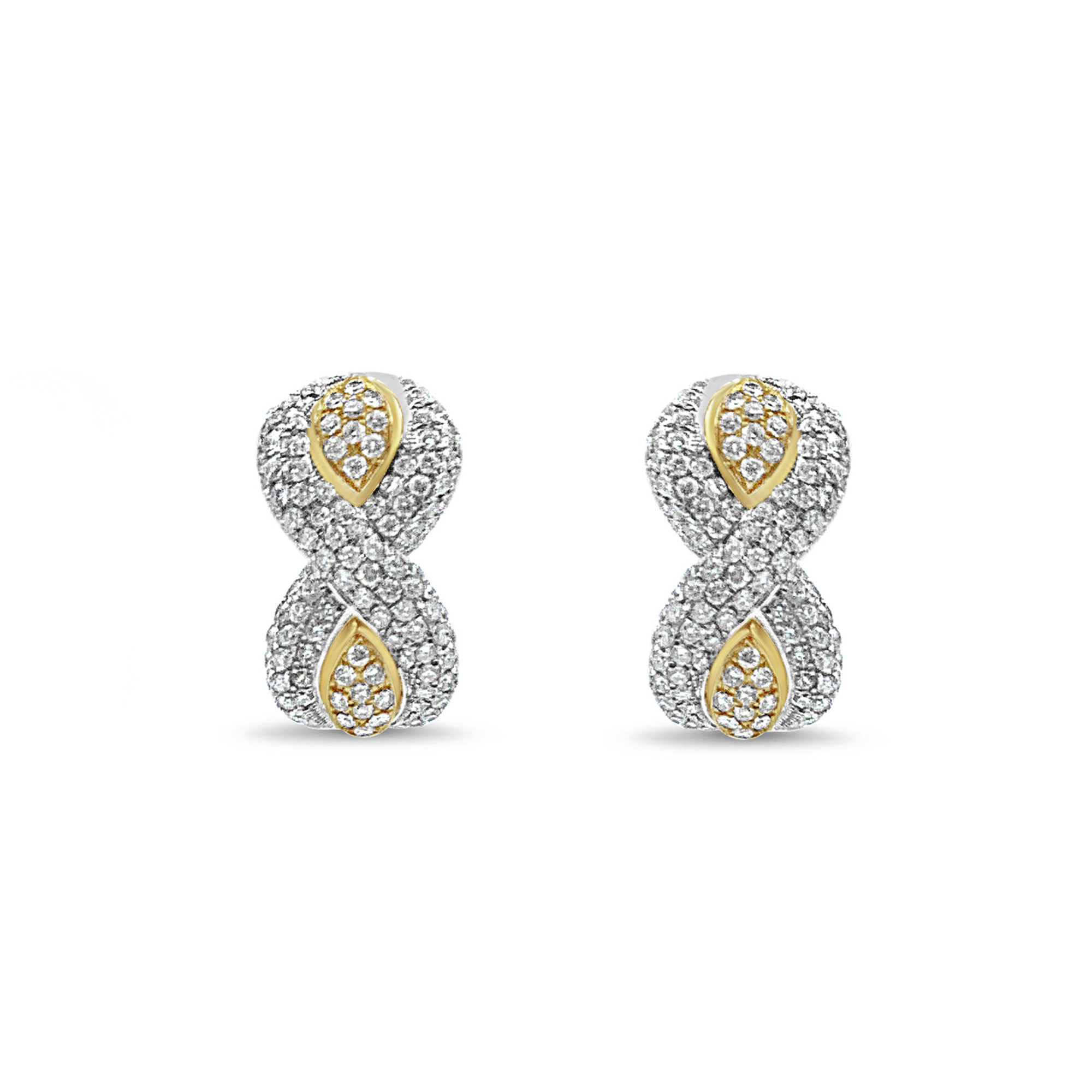 18k white & yellow gold earrings with 3,02ct diamonds