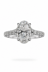 18k white gold engagement ring with 2,55ct lab diamonds