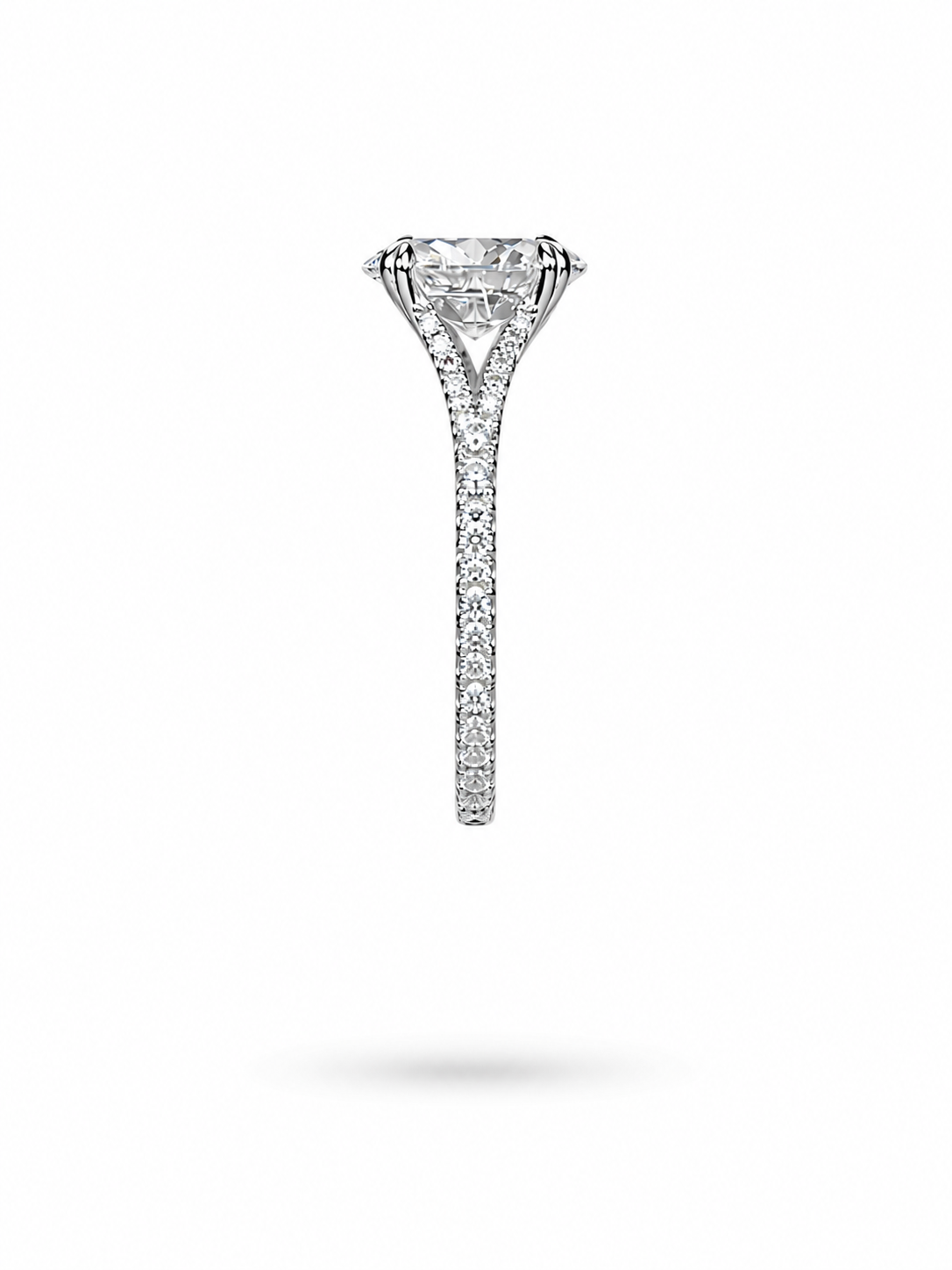 18k white gold engagement ring with 2,55ct lab diamonds