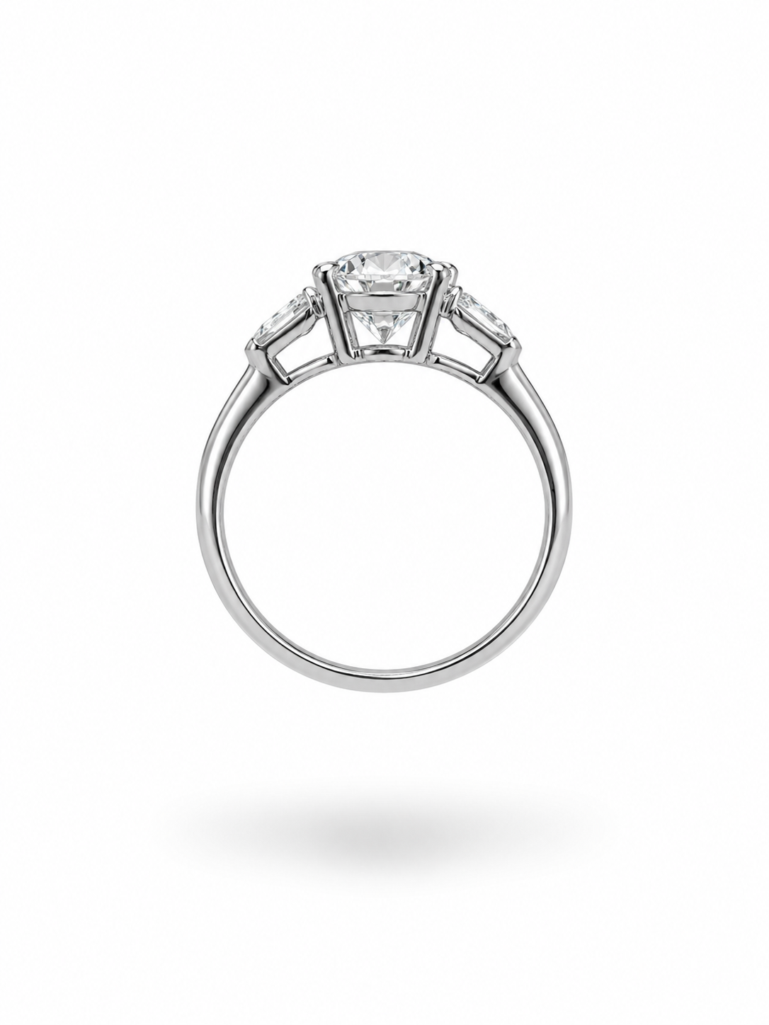 18k white gold engagement ring with 2,39 ct lab diamonds