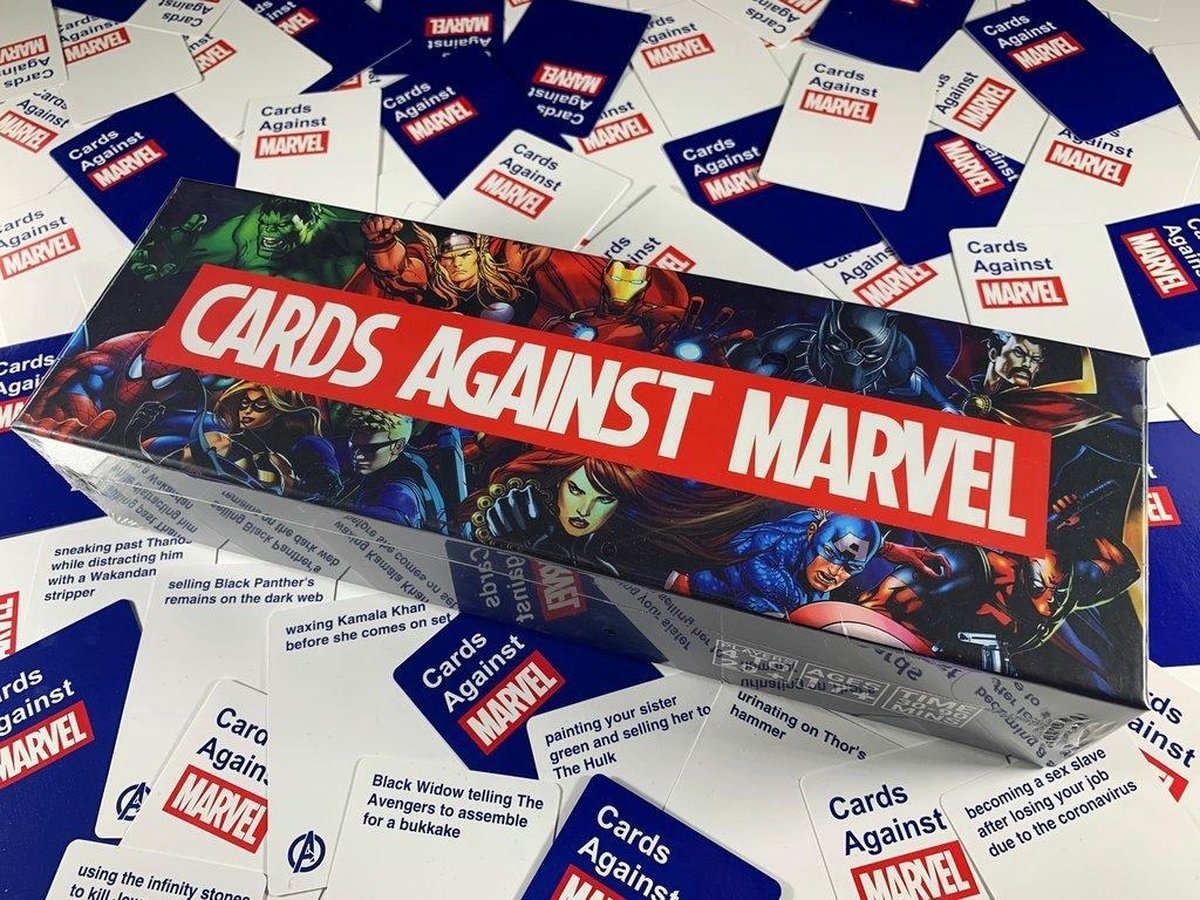 Card Against Marvel Party Game (Nieuw)