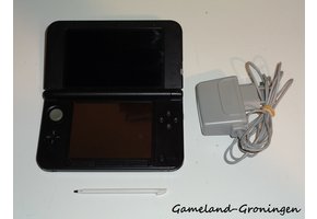 Nintendo 3DS XL met Stylus & Oplader (Zilver)