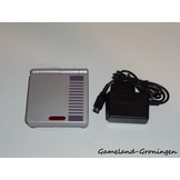 Gameboy Advance SP met Oplader (NES Edition)