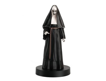 The Conjuring - The Nun 1: 16 Scale Figure 10 cm