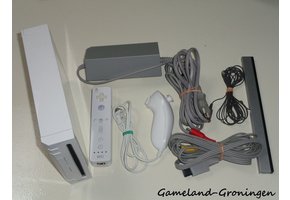 Nintendo Wii with Controller, Nunchuk & Wiring (White)