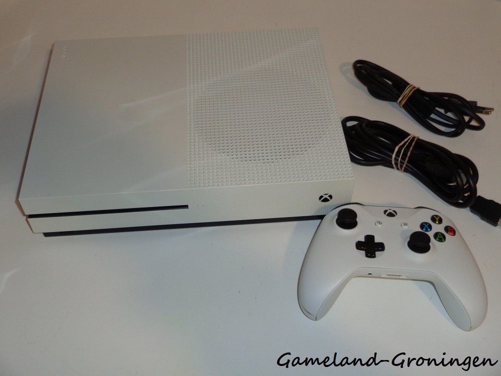 Xbox One S 500GB with Controller & Wired