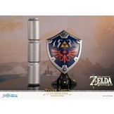 The Legend of Zelda - Breath of the Wild Hylian Shield PVC Statue 29 cm