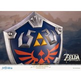 The Legend of Zelda - Breath of the Wild Hylian Shield PVC Statue 29 cm