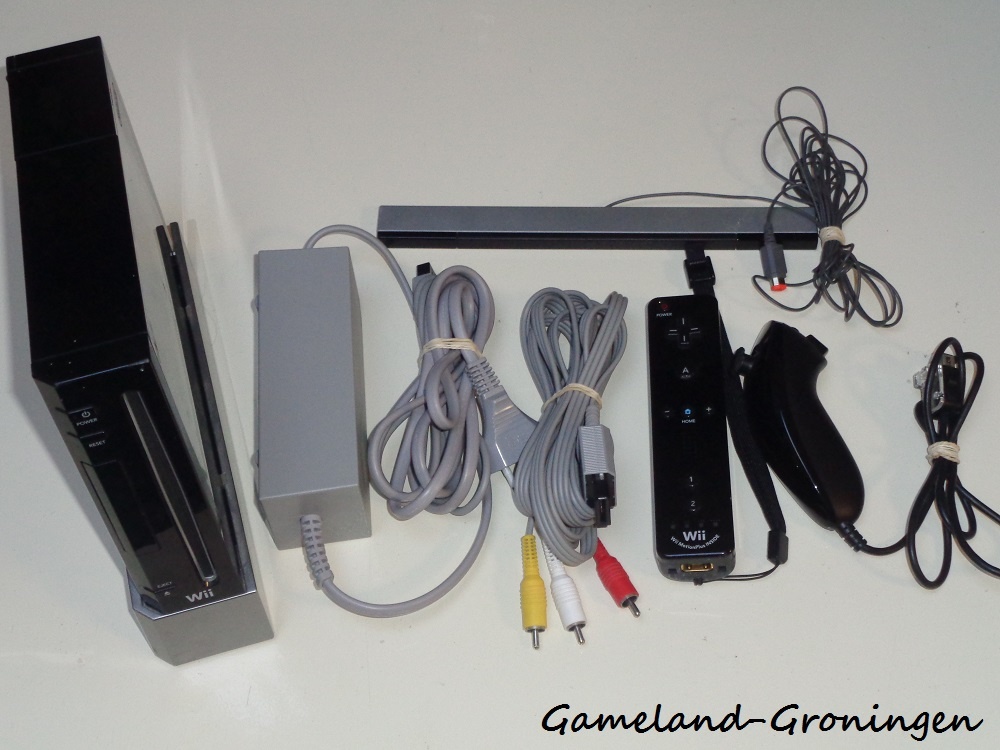 Nintendo Wii with Controller, Nunchuk & Wiring (Black)