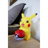 Pokémon - Pikachu Light Up + Poké Ball Wireless Speaker 30 cm