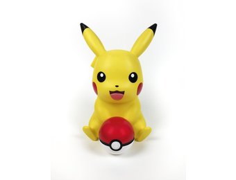 Pokémon - Pikachu Light Up + Poké Ball Wireless Speaker 30 cm