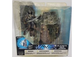 Aliens vs. Predator - Predator with Base PlaySet