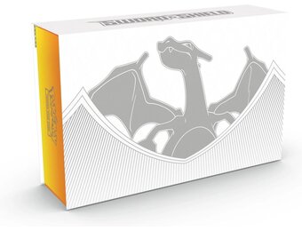 Pokémon TCG - Ultra Premium Collection Charizard