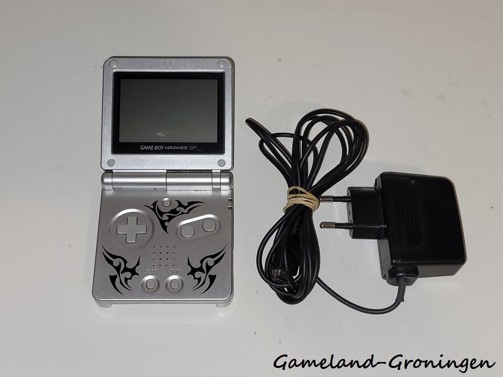 Gameboy Advance SP met Oplader (Zilver Tribal)