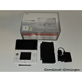 Nintendo 3DS with Stylus & Charger (Boxed, White)