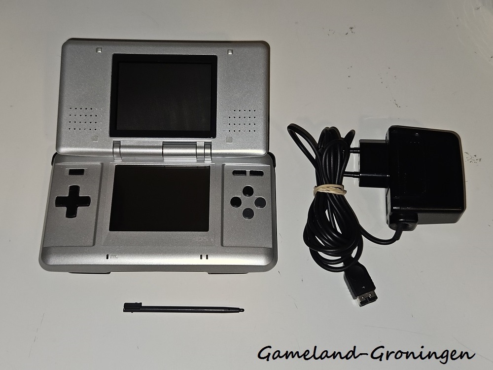 Nintendo DS Phat with Stylus & Charger (Silver)