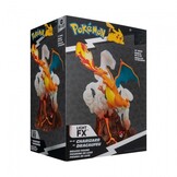 Pokémon - Deluxe Collector Action Figure Charizard 39 cm