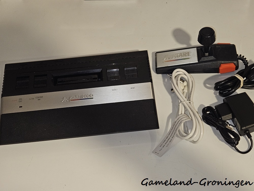 Atari 2600 Junior with Controller & Wiring