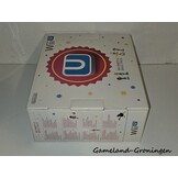 Wii U Console 8GB Premium + Nintendo Land + Wii Party U + Wii Remote Plus