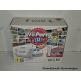 Wii U Console 8GB Premium + Nintendo Land + Wii Party U + Wii Remote Plus