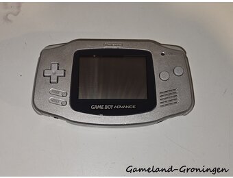 Gameboy Advance (Zilver)