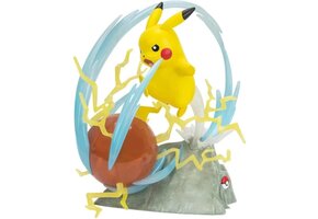 Pokémon - Deluxe Collector Action Figure Pikachu 33 cm