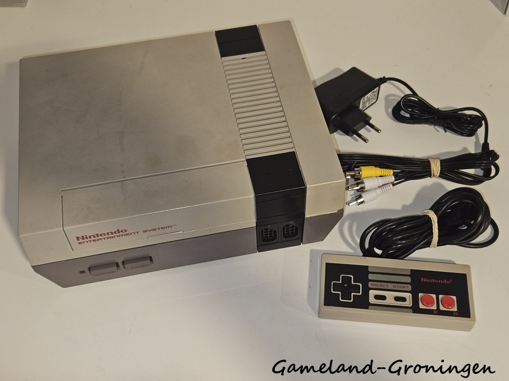 Nintendo NES with Controller & Wiring