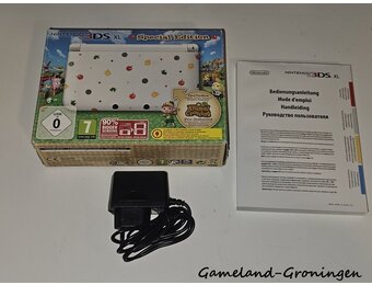 Nintendo 3DS XL Console Animal Crossing Limited Edition + Animal Crossing: New Leaf (Boxed)
