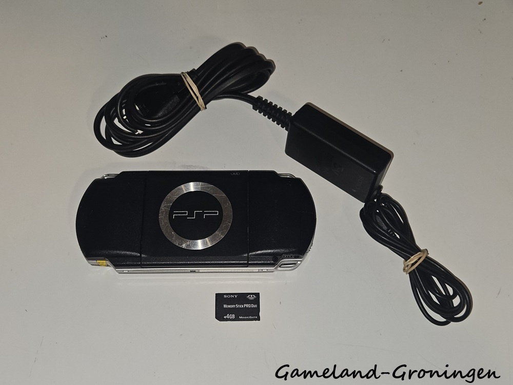PSP Phat 1004 met Memorystick & Oplader