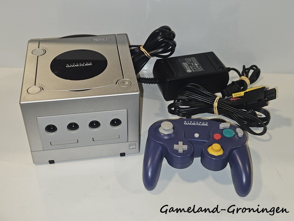 Nintendo GameCube with Controller & Wiring (Silver)