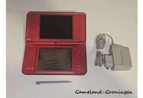 Nintendo DSi XL met Stylus & Oplader (Mario Red Mario 25th Anniversary Edition)