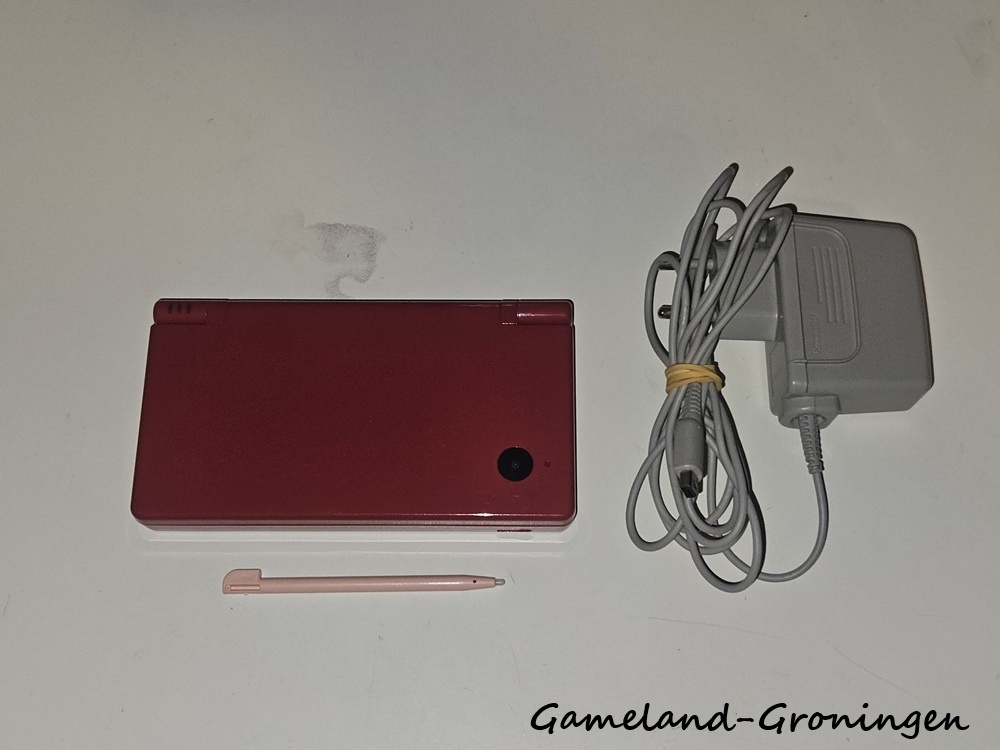 Nintendo DSi with Stylus & Charger (Red)