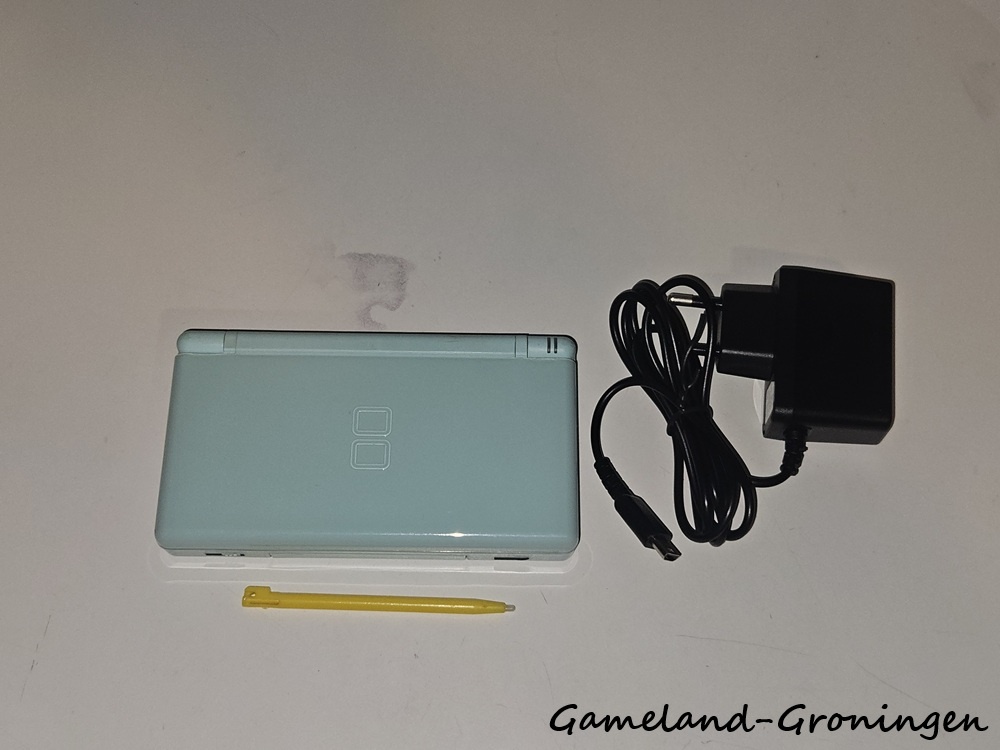 Nintendo DS Lite with Stylus & Charger (Turquoise)
