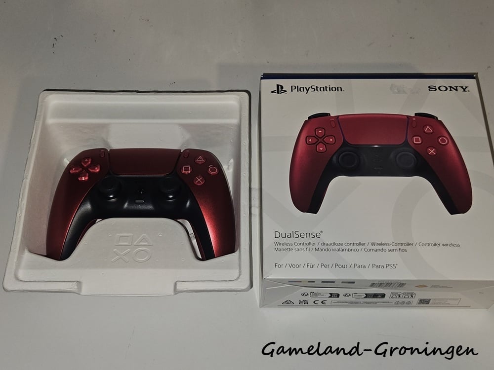 PS5 DualSense Wireless Controller (Boxed, Volcanic Red)