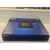 PlayStation 4 Slim 500GB Days of Play Limited Edition met 2 Controllers & Bedrading