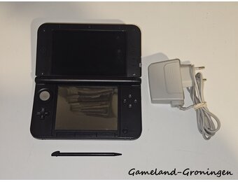 Nintendo 3DS XL with Stylus & Charger (Silver)