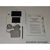 Nintendo 2DS Console White/Red + New Super Mario Bros 2 (Boxed)