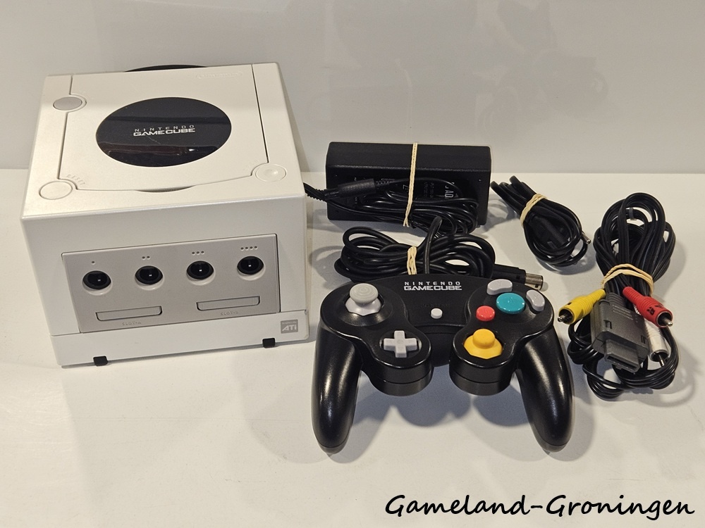 Nintendo GameCube with Controller & Wiring (White)