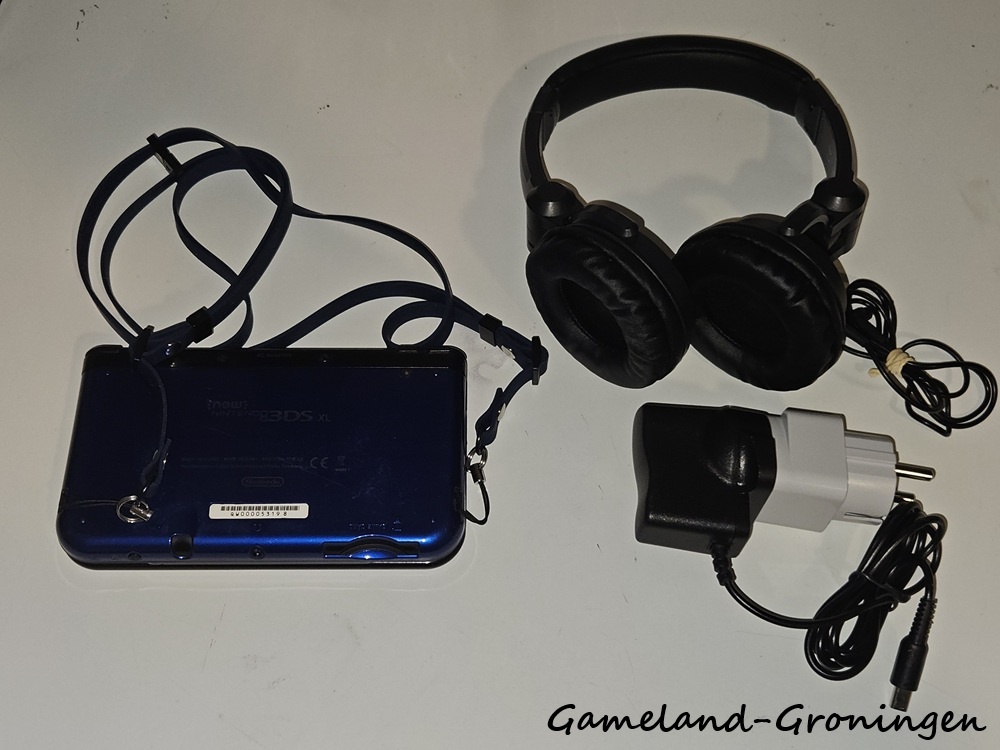 New Nintendo 3DS XL Audio Guide Louvre Limited Edition