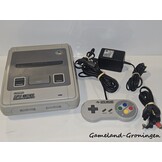 Super Nintendo met Controller & Bedrading