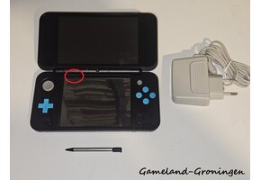 New Nintendo 2DS XL with Stylus & Charger (Black/Blue)