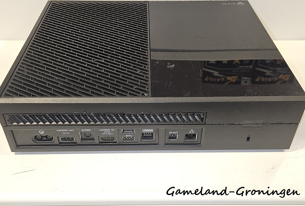 Xbox One 500GB with Controller & Wiring