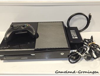Xbox One 500GB with Controller & Wiring