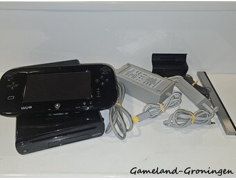 Nintendo Wii U 32GB (Black)