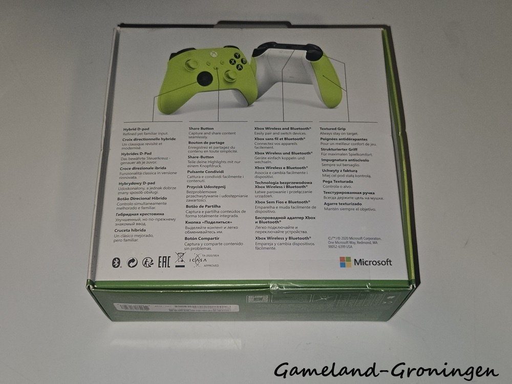 Xbox Series S/X Wireless Controller (Electric Volt)