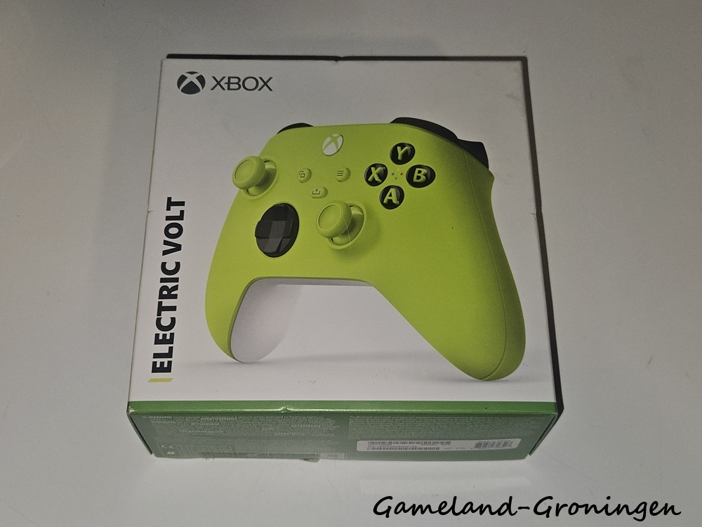 Xbox Series S/X Wireless Controller (Electric Volt)