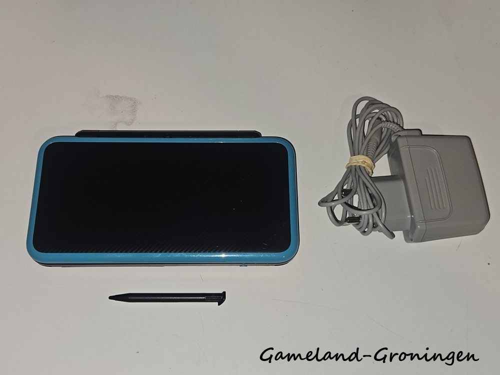 New Nintendo 2DS XL met Stylus & Oplader (Zwart/Blauw)