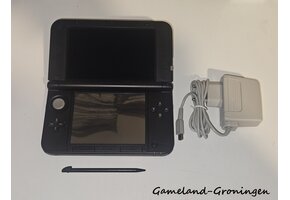 Nintendo 3DS XL with Stylus & Charger (Black)