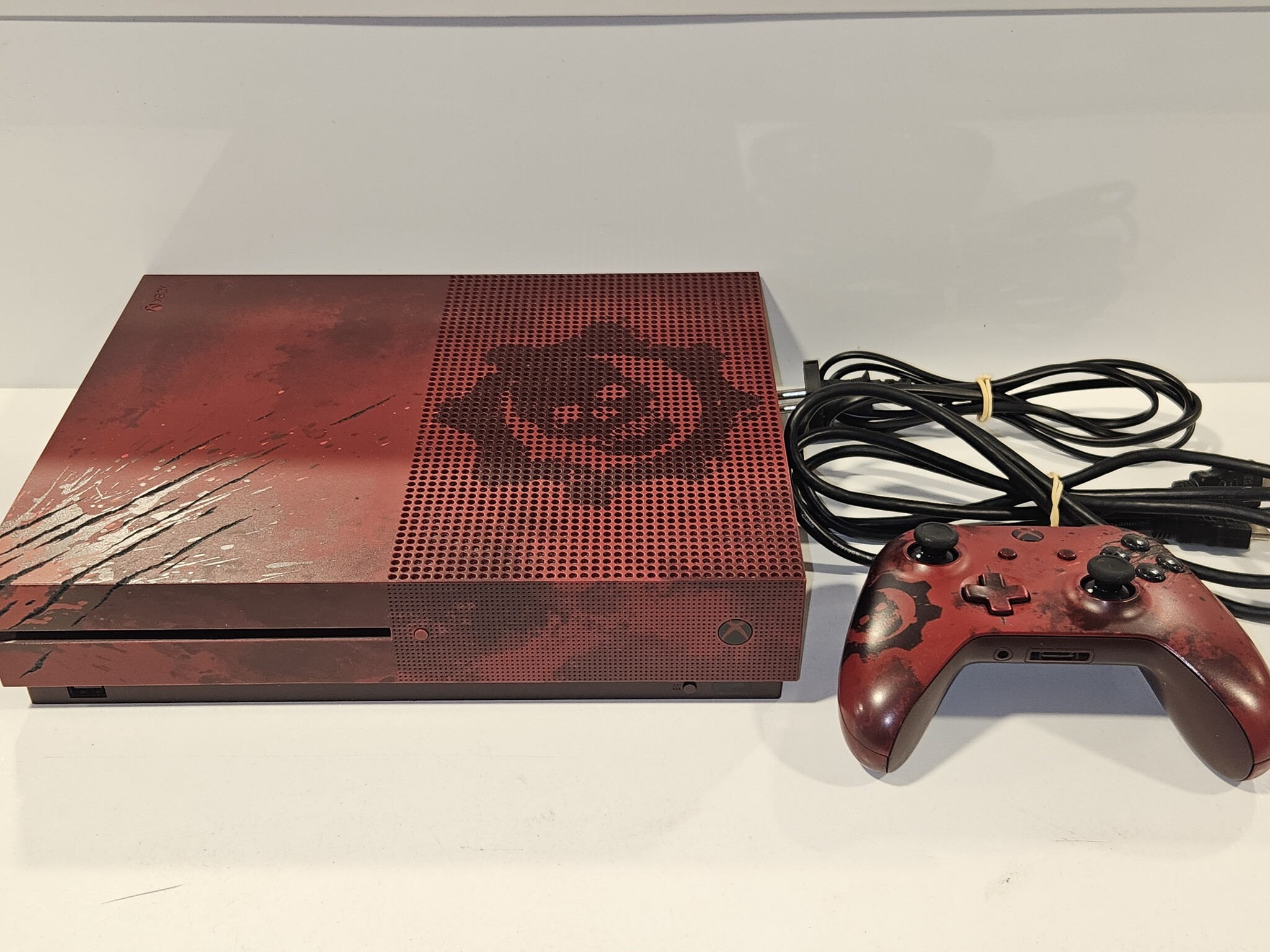 Xbox One S 2TB Gears of War 4 Edition met Controller & Bedrading