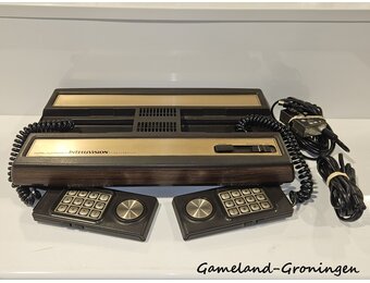 Intellivision with 2 Controllers & Wiring